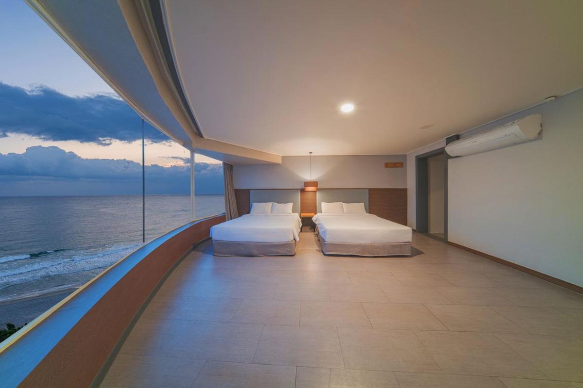 El Hotel Янгянг Екстериор снимка
