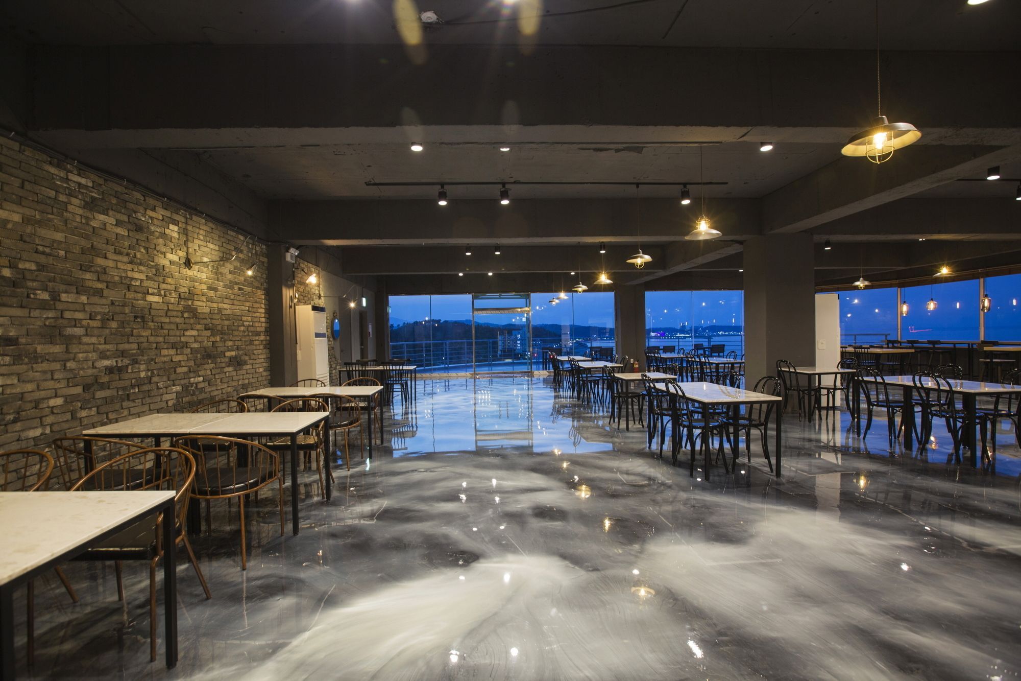 El Hotel Янгянг Екстериор снимка