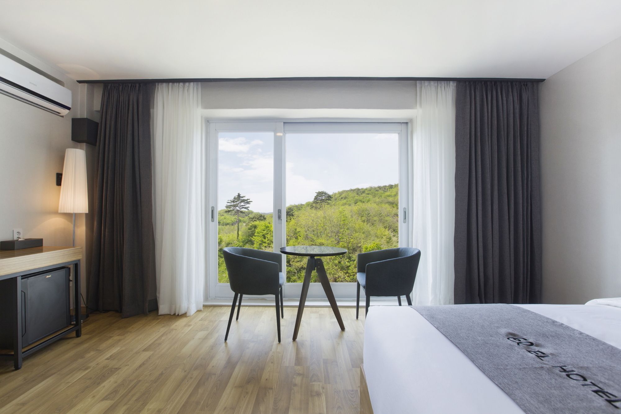 El Hotel Янгянг Екстериор снимка